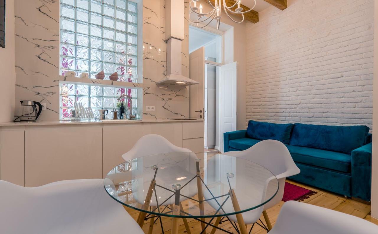 Irina'S Cozy Apartment #21 Tbilisi ภายนอก รูปภาพ