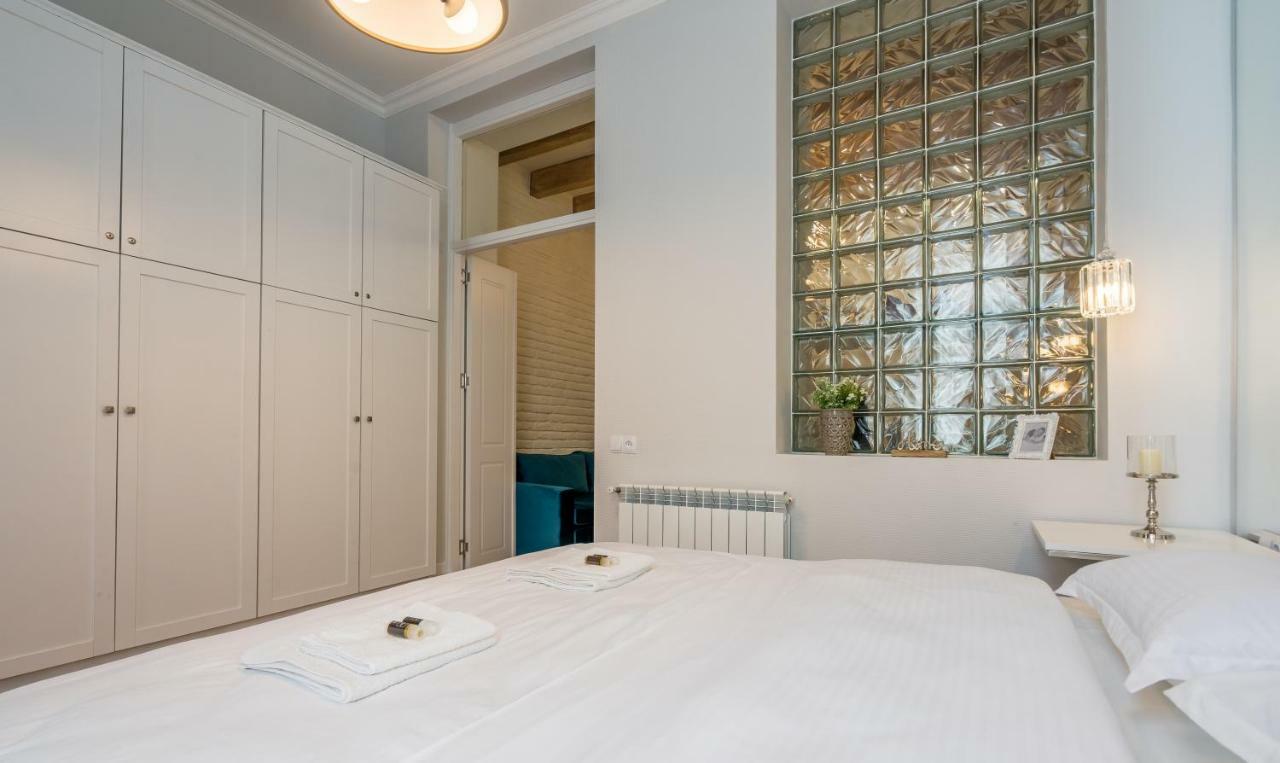 Irina'S Cozy Apartment #21 Tbilisi ภายนอก รูปภาพ